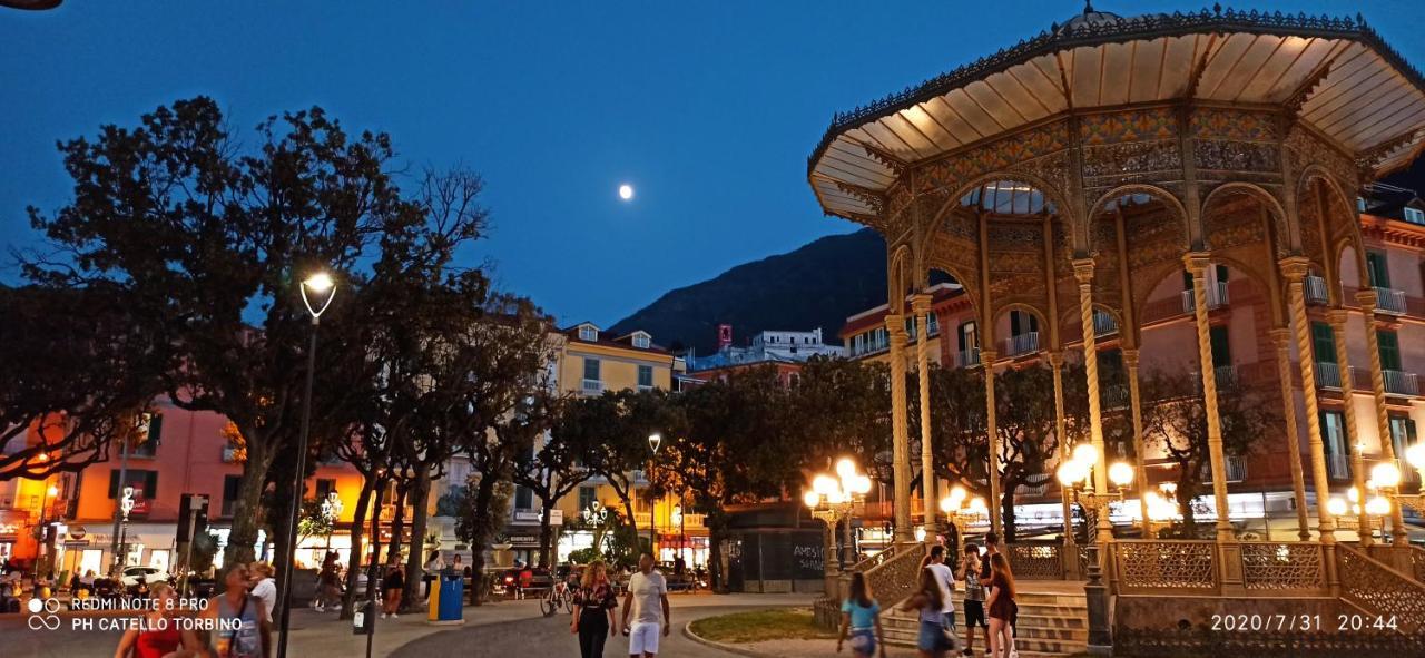 La Villa Degli Dei - Guest House Castellammare di Stabia Zewnętrze zdjęcie